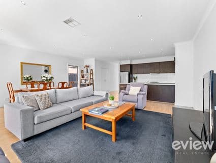 37 Almond Close, Werribee, VIC, 3030, Werribee - Thumbnail 4