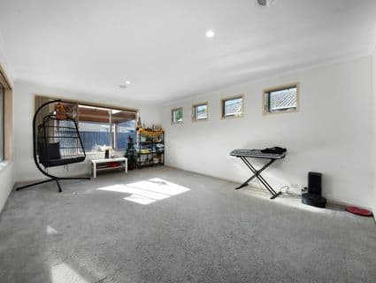 27 Clarence Street, Manor Lakes, VIC, 3024, Manor Lakes - Thumbnail 7