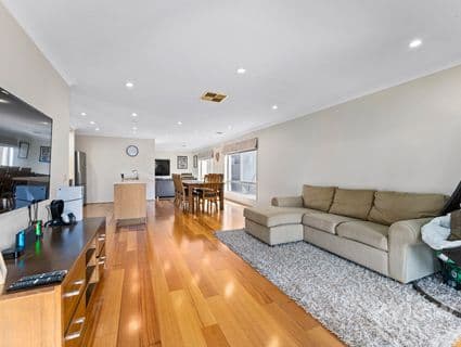 65 Weavers Street, Manor Lakes, VIC, 3024, Manor Lakes - Thumbnail 2