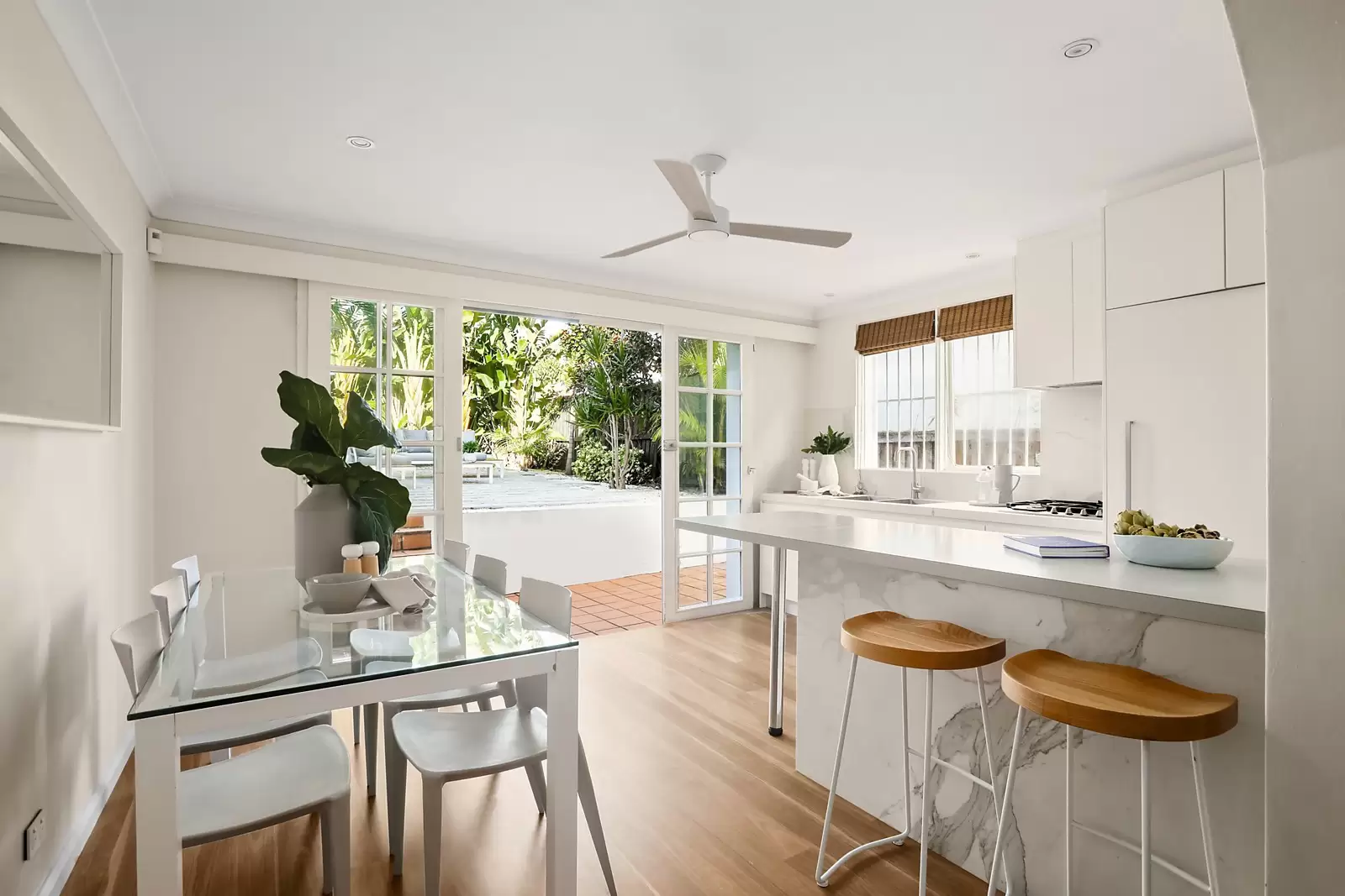 23 Stewart Street, North Bondi, North Bondi - Thumbnail 3