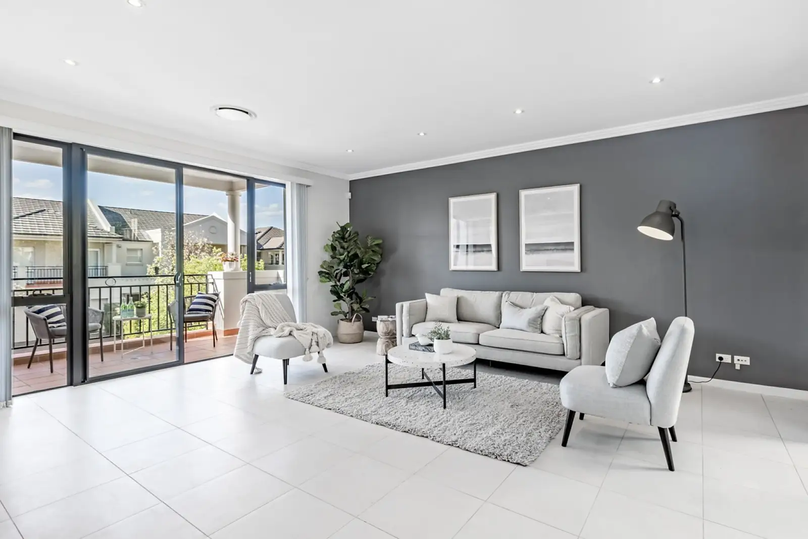 96 Linden Way, Bella Vista, Bella Vista - Thumbnail 2