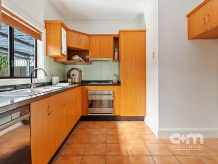 2 Dickinson Street, Hadfield, VIC, 3046, Hadfield - Thumbnail 5