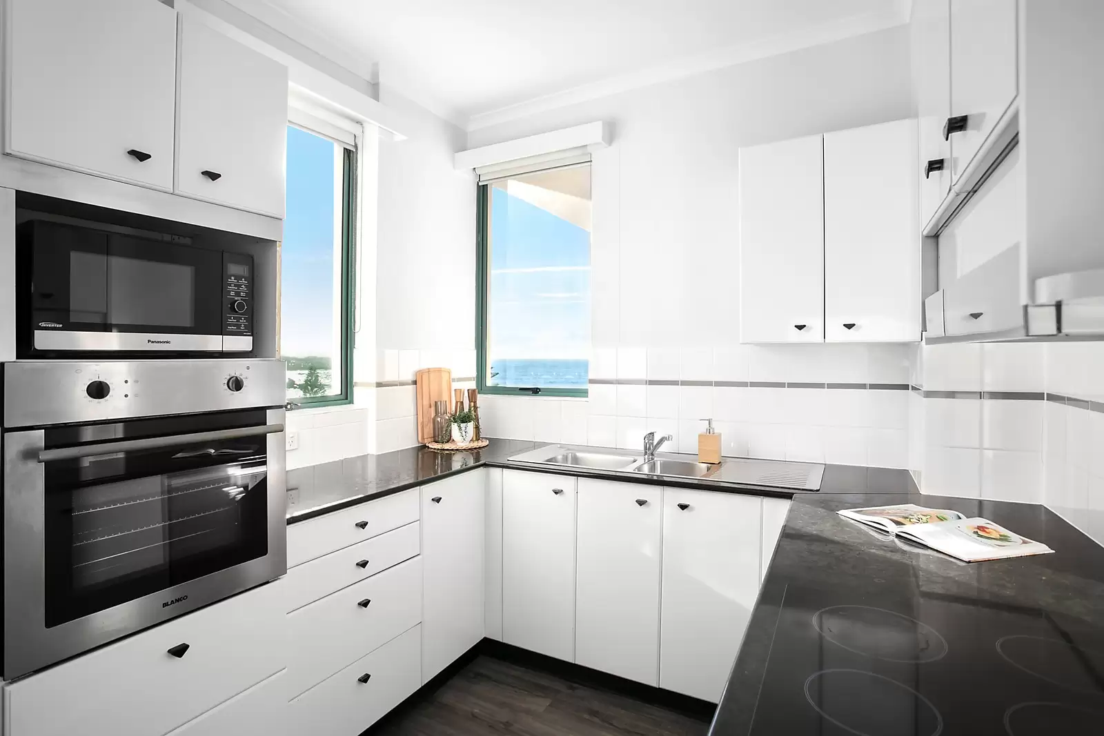 702/56 Carr Street, Coogee, Coogee - Thumbnail 4