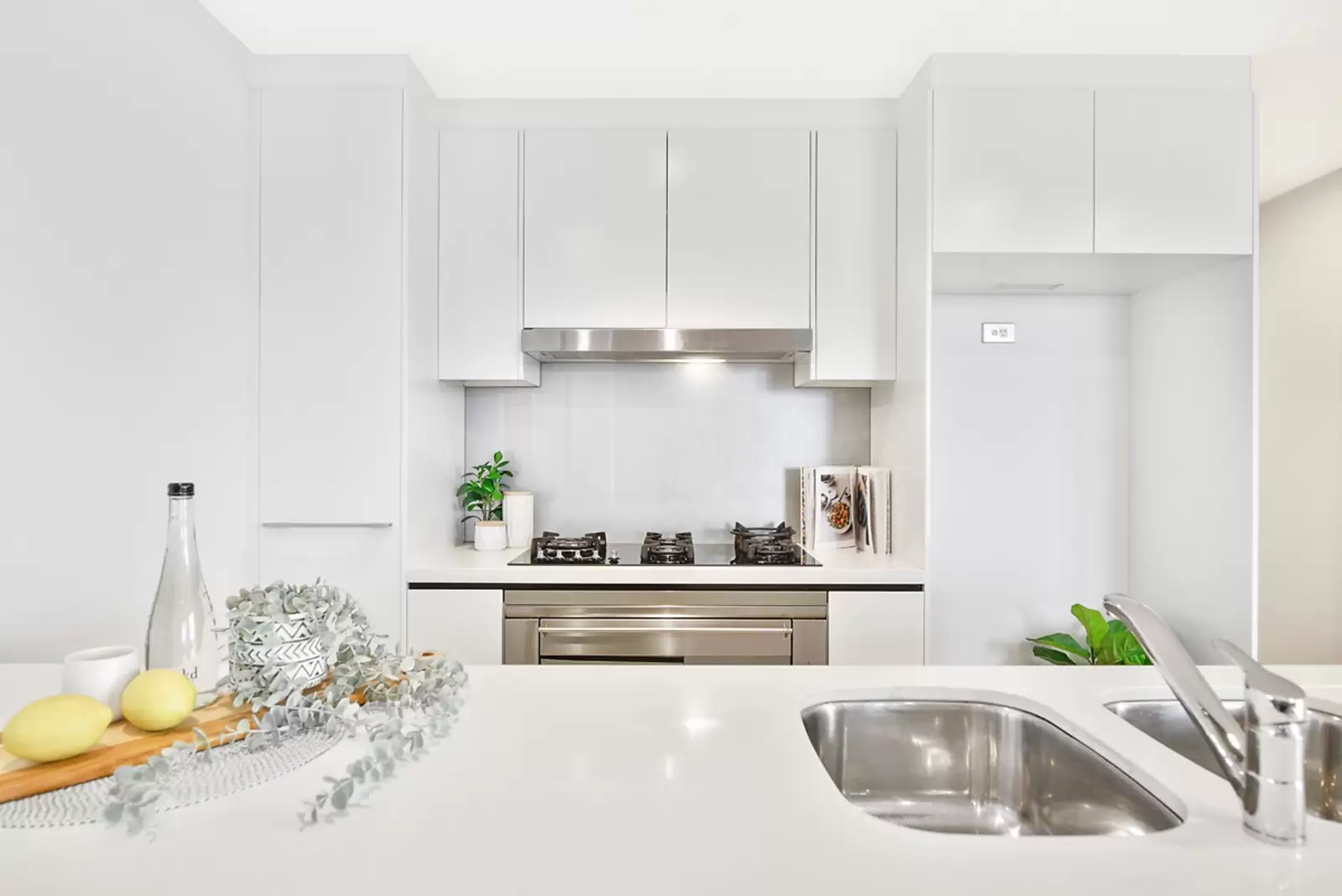 2312/20 Gadigal Avenue, Zetland, Zetland - Thumbnail 5