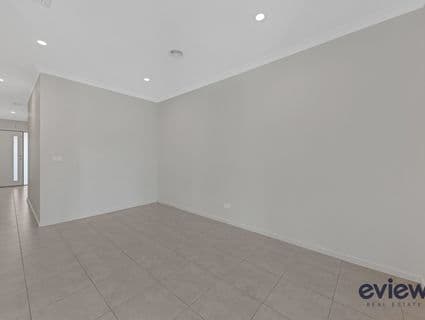 24 Fairhall Avenue, Werribee, VIC, 3030, Werribee - Thumbnail 5