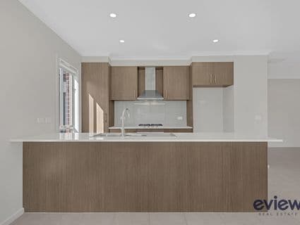 24 Fairhall Avenue, Werribee, VIC, 3030, Werribee - Thumbnail 7