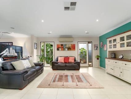 404, Manor Lakes - Thumbnail 5
