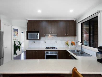29 Condamine Avenue, Manor Lakes, VIC, 3024, Manor Lakes - Thumbnail 7