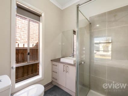 5 Flourish Way, Werribee, VIC, 3030, Werribee - Thumbnail 3