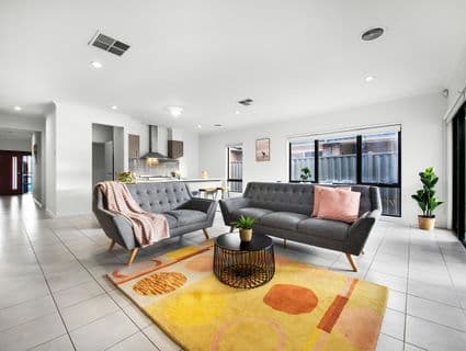 100 Eltham Parade, Manor Lakes, VIC, 3024, Manor Lakes - Thumbnail 6