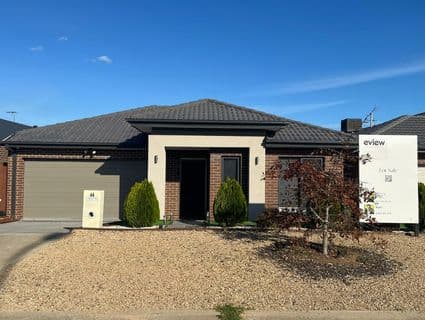 404, Wyndham Vale - Image 1