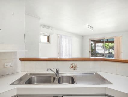 11B Strathig Close, Kingsley, WA, 6026, Kingsley - Thumbnail 7