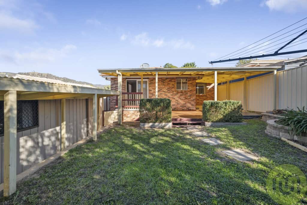 9 McKivat Close, Gordon - Thumbnail 2
