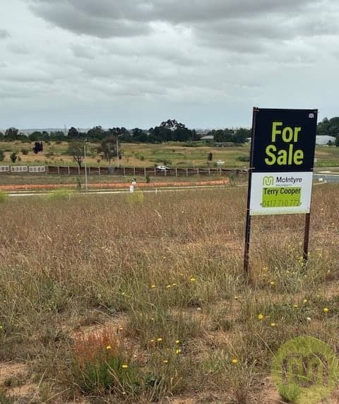 5 Ellis Street, Yass - Image 1