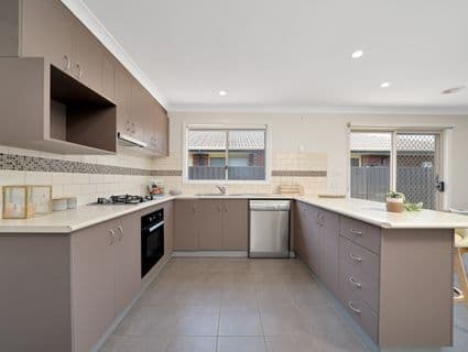 34 Pedder Street, Manor Lakes, VIC, 3024, Manor Lakes - Thumbnail 7