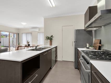 26 Cormorant Parade, Pakenham, VIC, 3810, Pakenham - Thumbnail 4