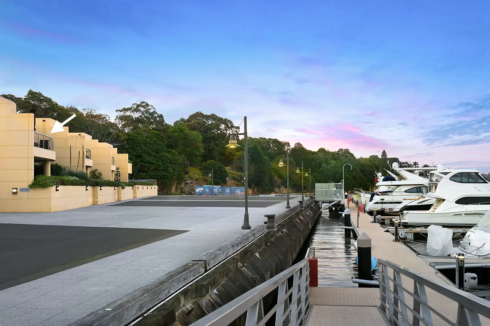 Residence 31 Marina Berth 20, 10 Lincoln Crescent, Woolloomooloo, Woolloomooloo - Image 1
