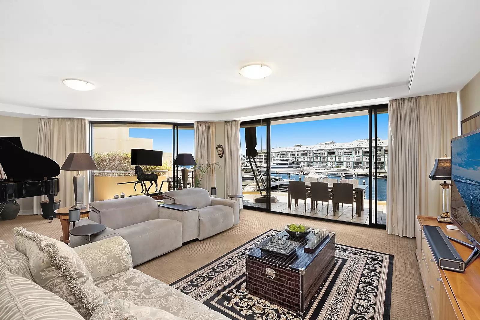 Residence 31 Marina Berth 20, 10 Lincoln Crescent, Woolloomooloo, Woolloomooloo - Thumbnail 4