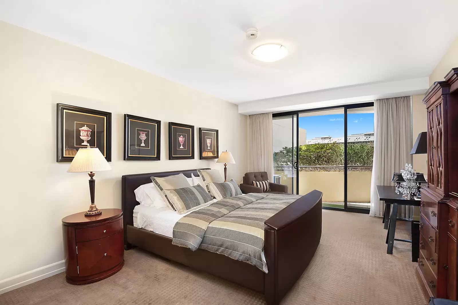 Residence 31 Marina Berth 20, 10 Lincoln Crescent, Woolloomooloo, Woolloomooloo - Thumbnail 6