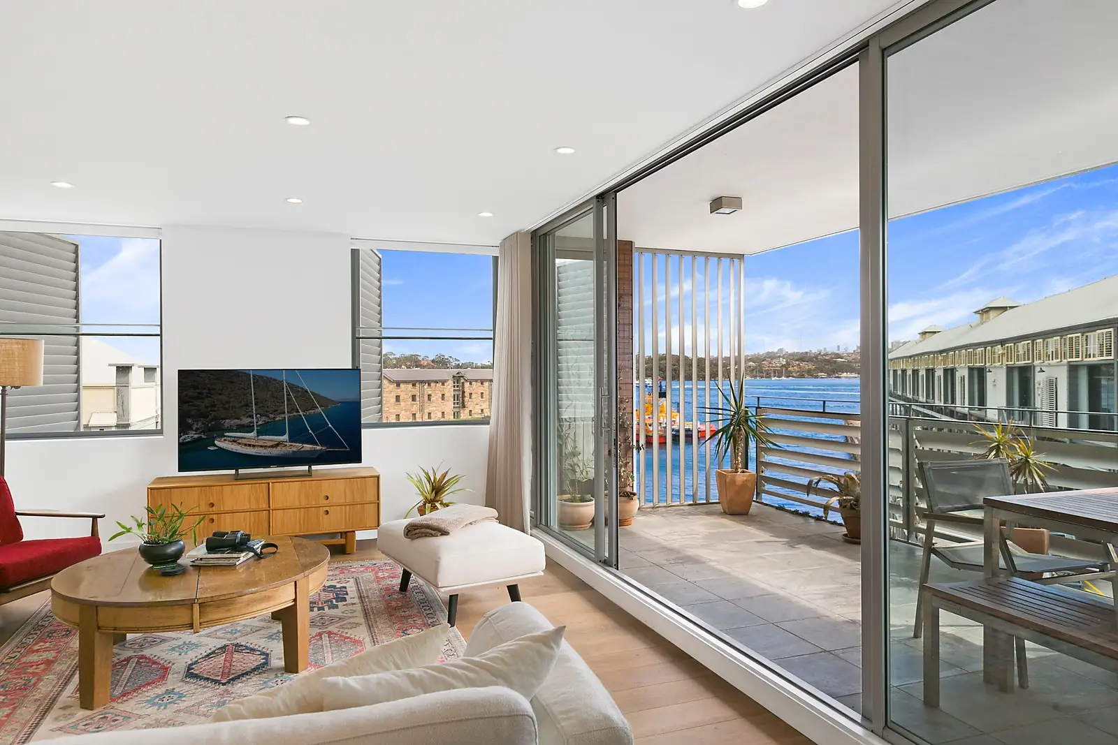401/21a Hickson Road, Walsh Bay, Walsh Bay - Thumbnail 2