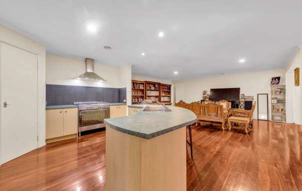 17 Kingsfield Way, Truganina, VIC, Truganina - Image 1