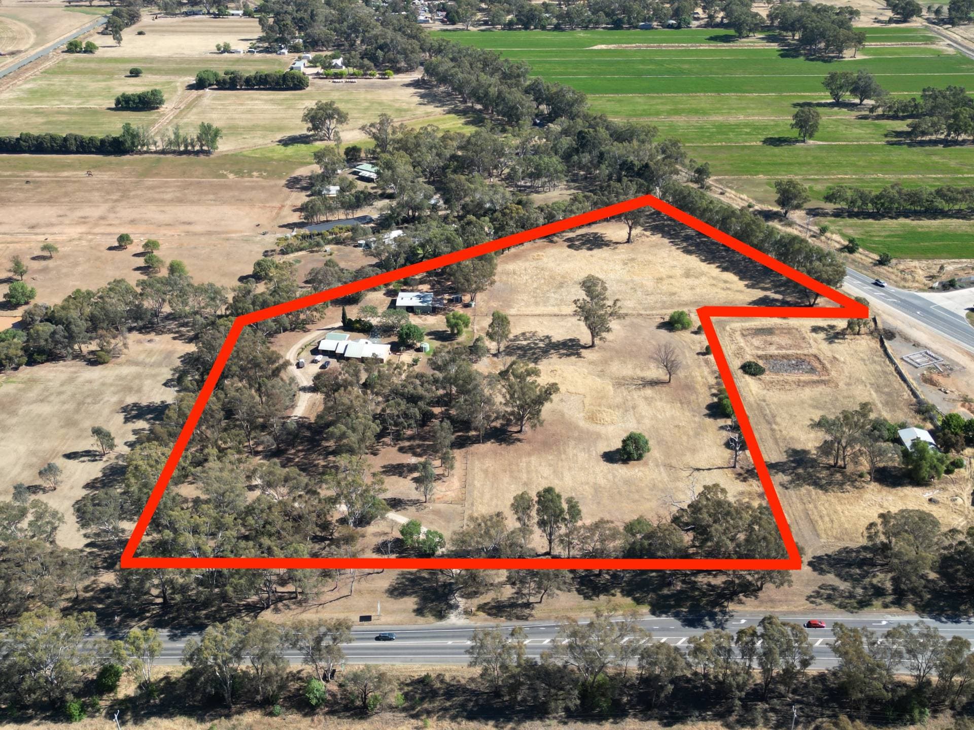 4180 Murray Valley Highway, Yarroweyah - Thumbnail 2