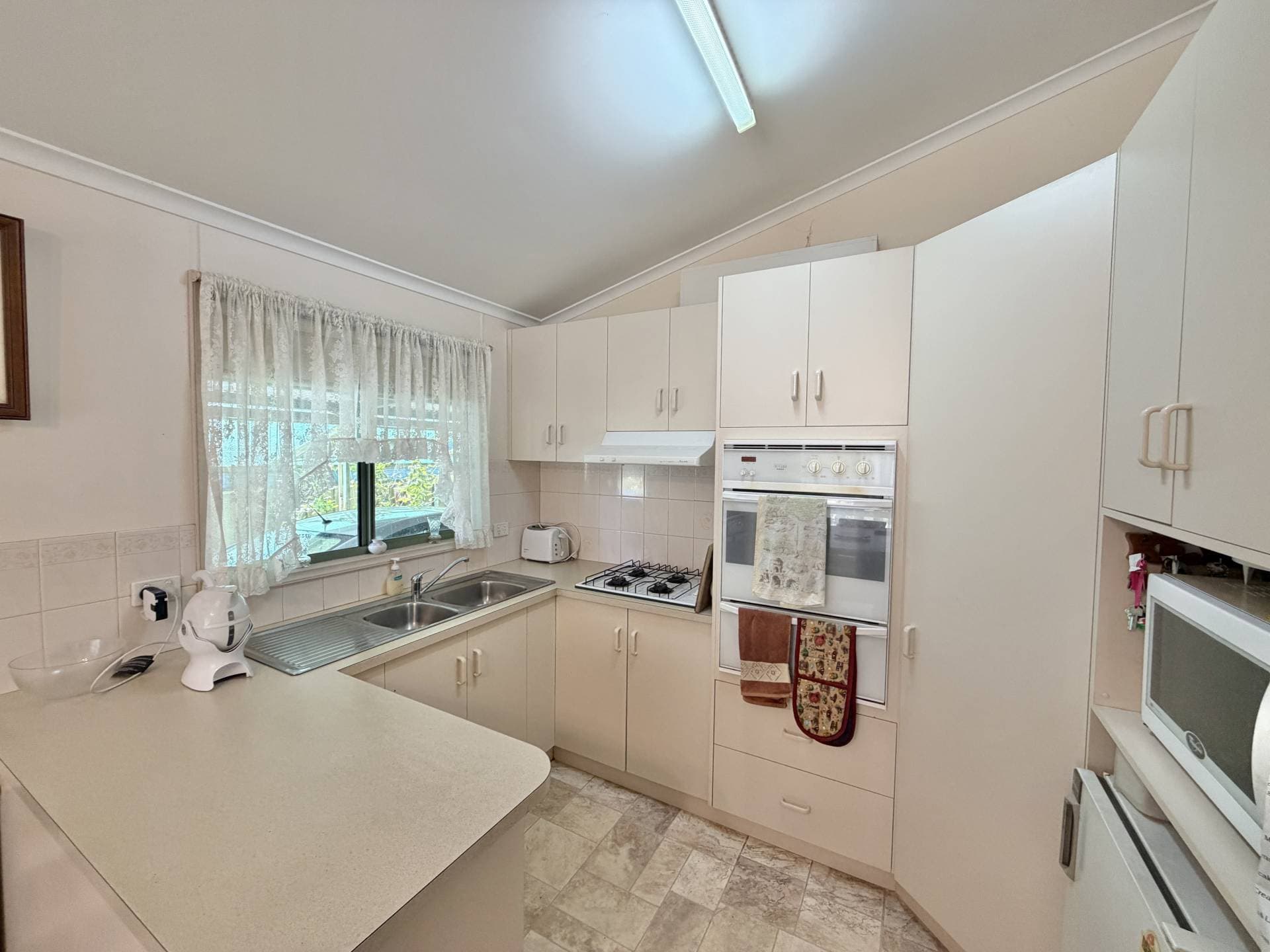 24 Oasis Drive, Cobram - Thumbnail 2