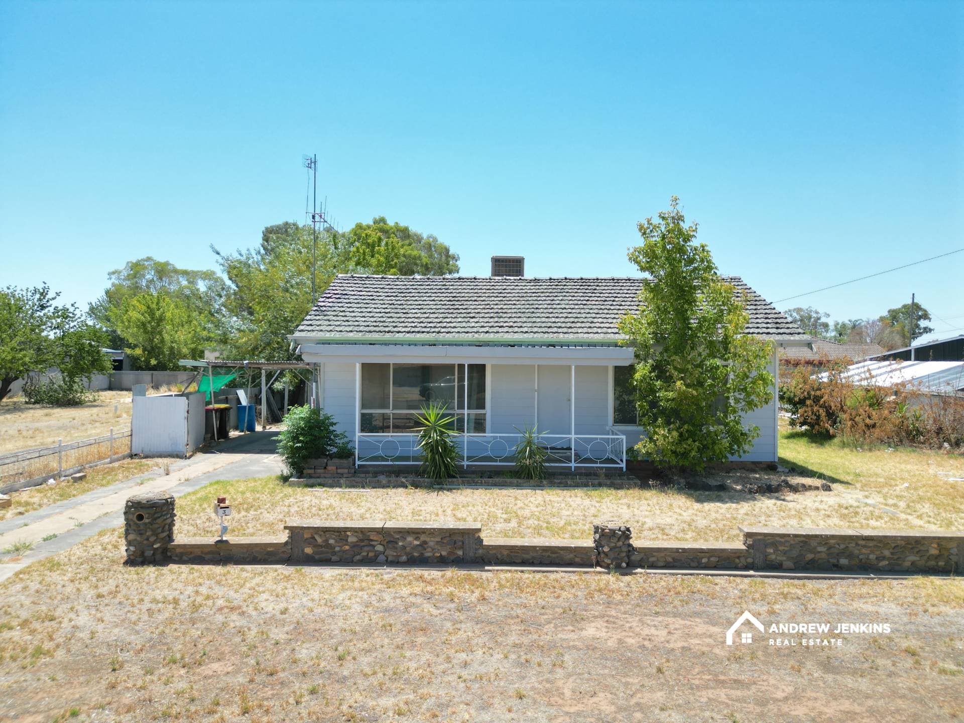 3 Wollamai St, Finley - Image 1