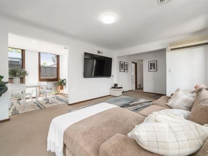 2/51 Broadway, Bonbeach, VIC, 3196, Bonbeach - Thumbnail 3