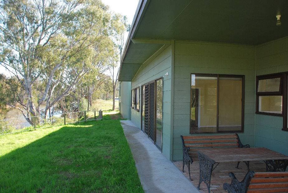 74 Quicks Road, Barooga - Thumbnail 4