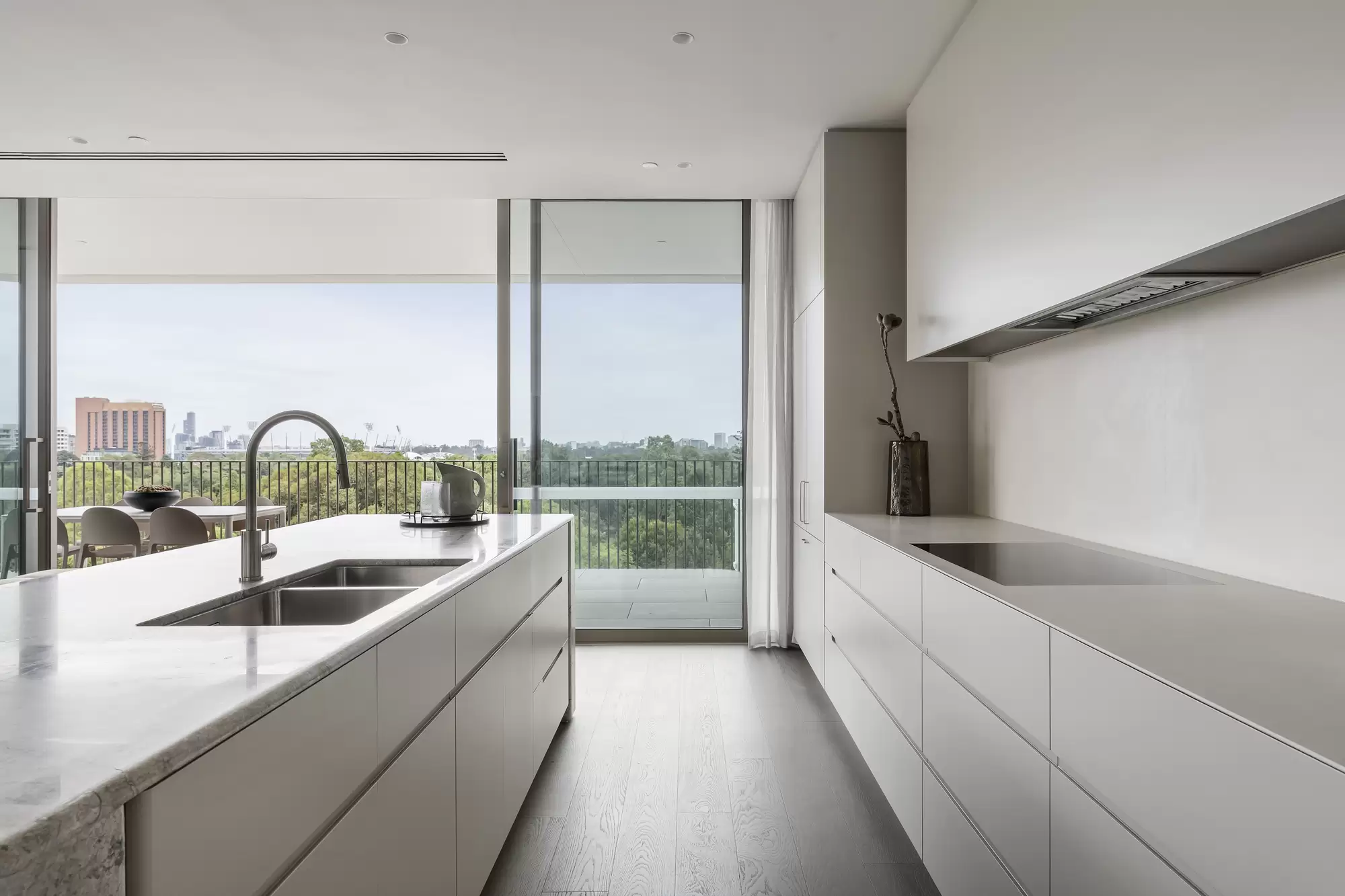 502/370 Albert Street, East Melbourne, East Melbourne - Thumbnail 5