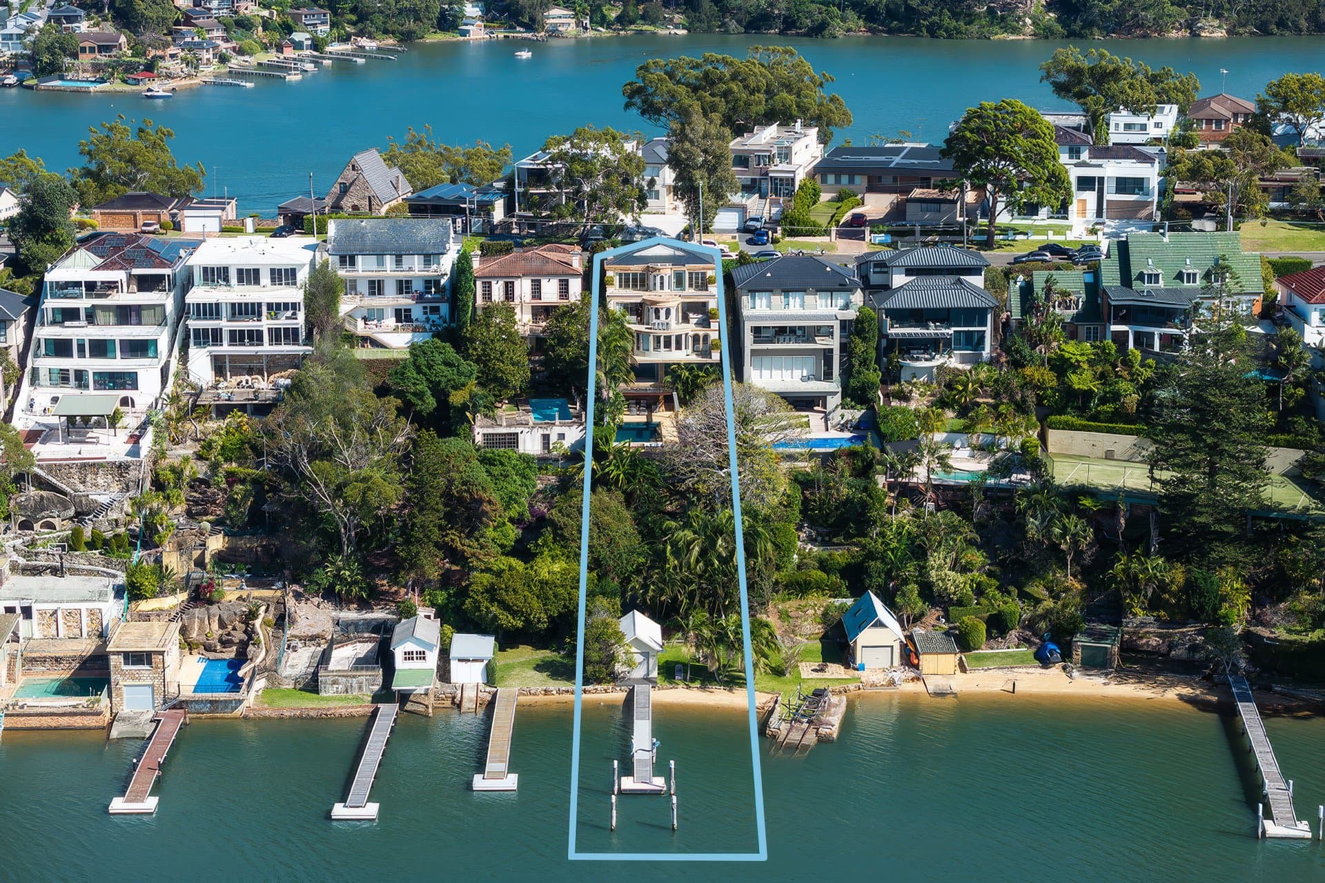 18 Kangaroo Point Road, Kangaroo Point - Image 1