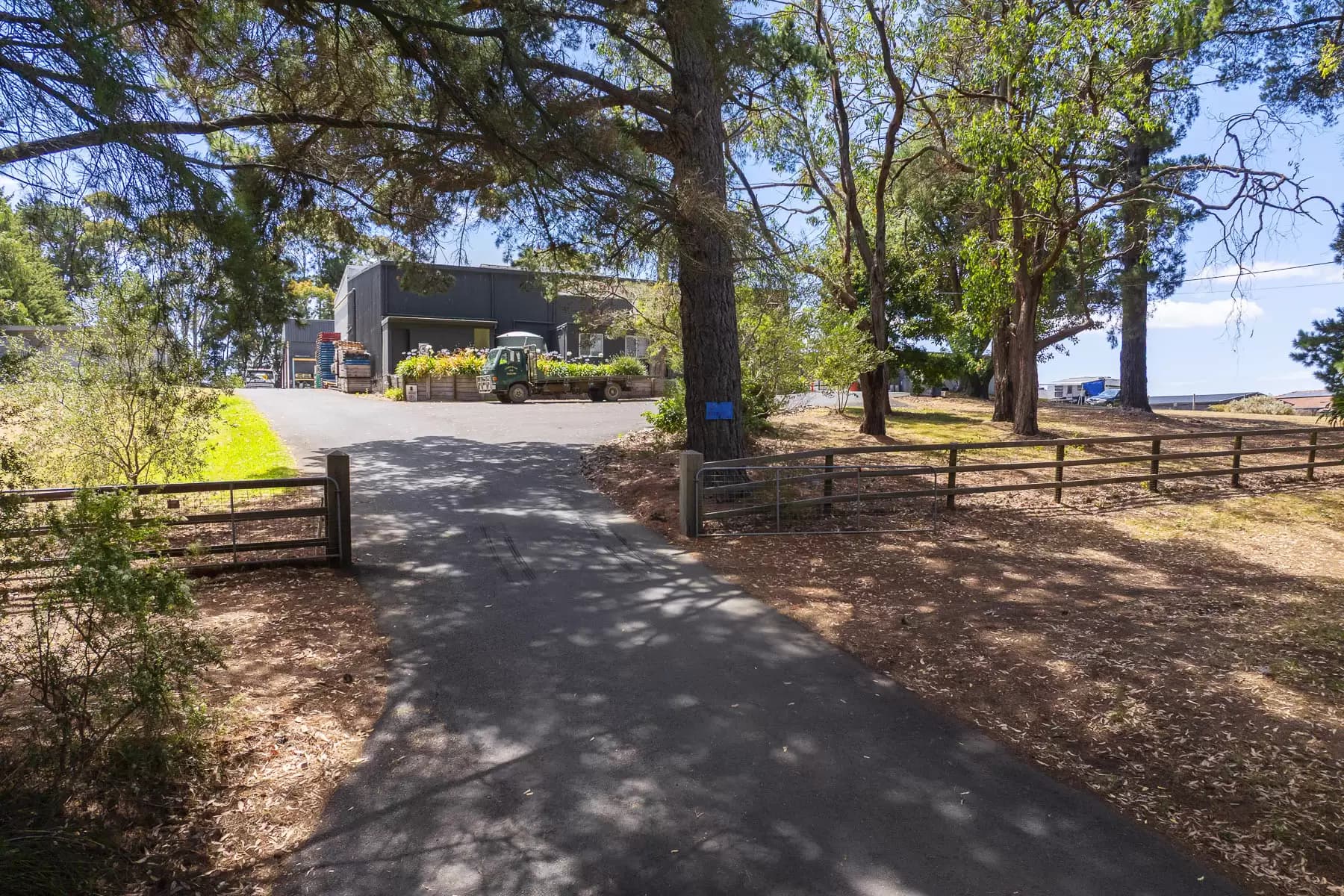 100 Stanleys Road, Red Hill South, Red Hill South - Thumbnail 4