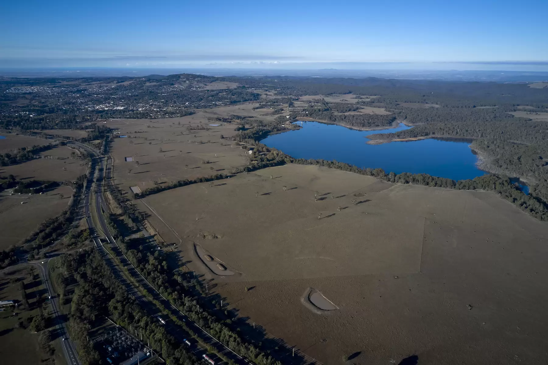 9 Lawson Road, Gisborne, Gisborne - Thumbnail 3