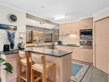 4 Anthony Court, Seaford, VIC, 3198, Seaford - Thumbnail 4