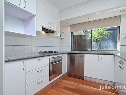 8 Pebblewood Road, Woodvale, WA, 6026, Woodvale - Thumbnail 5
