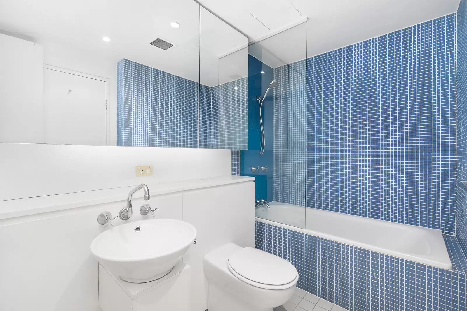 3.15/45 Shelley Street, Sydney, Sydney - Thumbnail 4