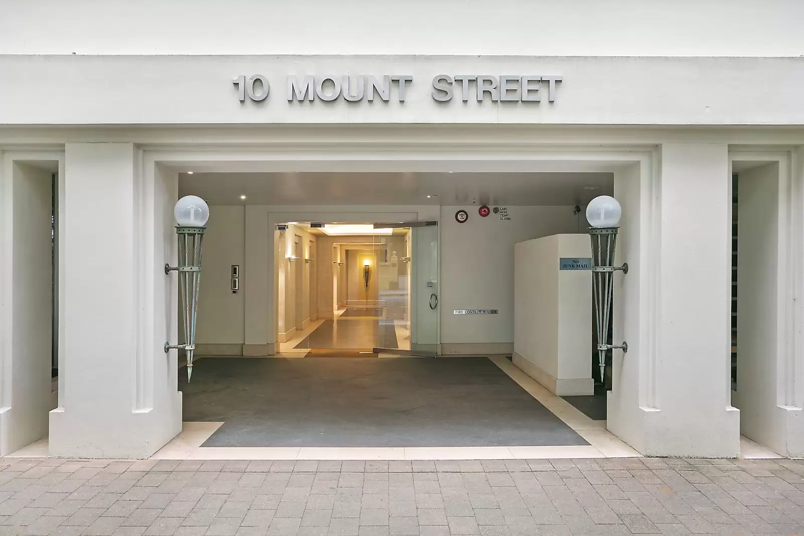 204/10 Mount Street, North Sydney, North Sydney - Thumbnail 6