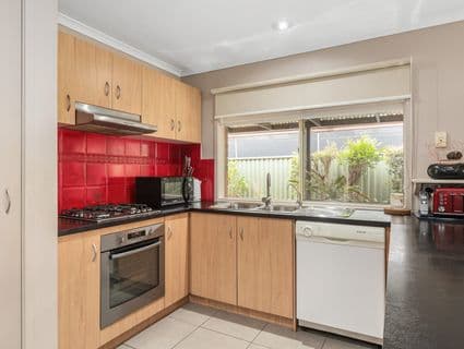 6 Scotsdale Drive, Cranbourne East, VIC, 3977, Cranbourne East - Thumbnail 5
