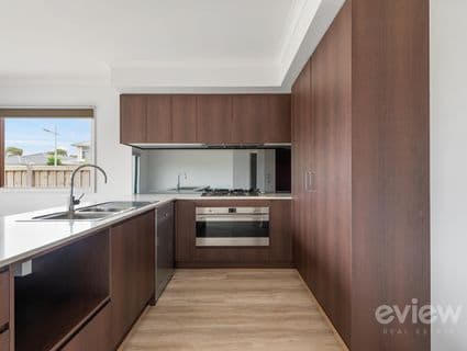 2 Bloom Street, Werribee, VIC, 3030, Werribee - Thumbnail 3