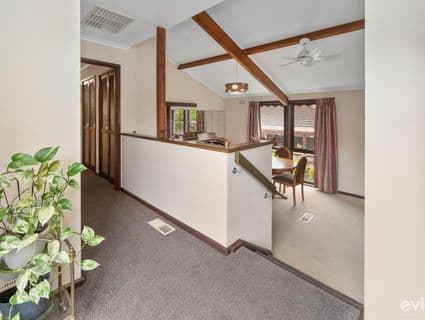 89 Lucerne Crescent, Frankston, VIC, 3199, Frankston - Thumbnail 2