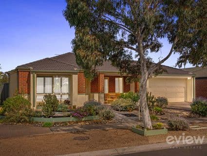 404, Manor Lakes - Image 1