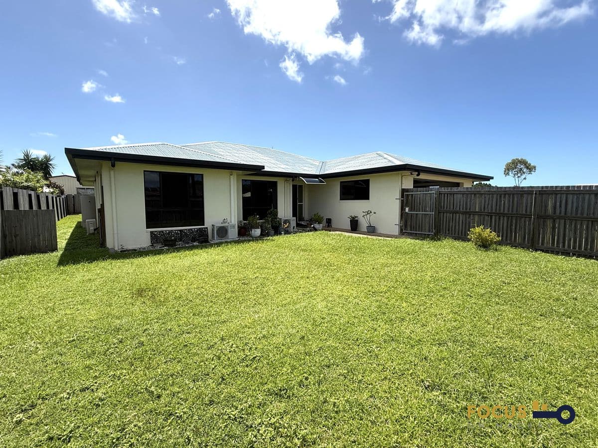 21 Michael Ave, Sarina, Sarina - Image 1