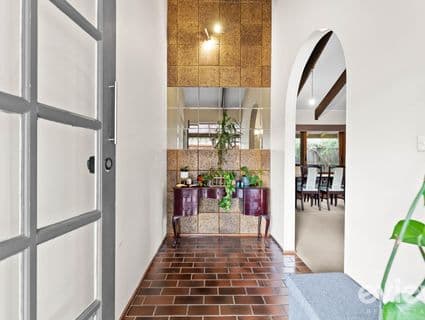 5 Dunsterville Crescent, Frankston, VIC, 3199, Frankston - Thumbnail 3