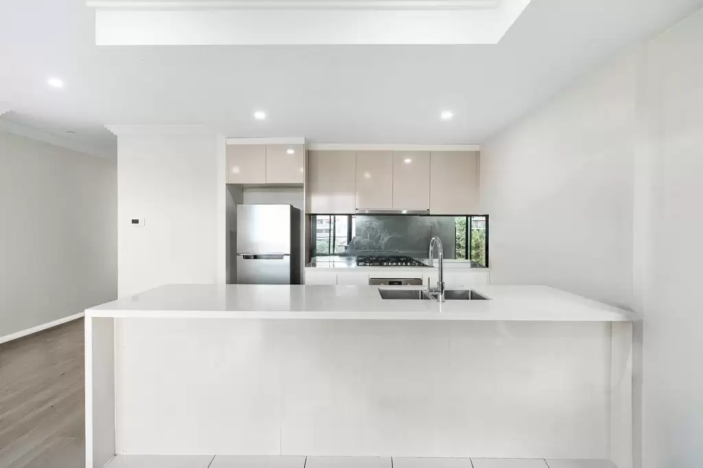 203/7-11 Derowie Avenue, Homebush, Homebush - Thumbnail 2