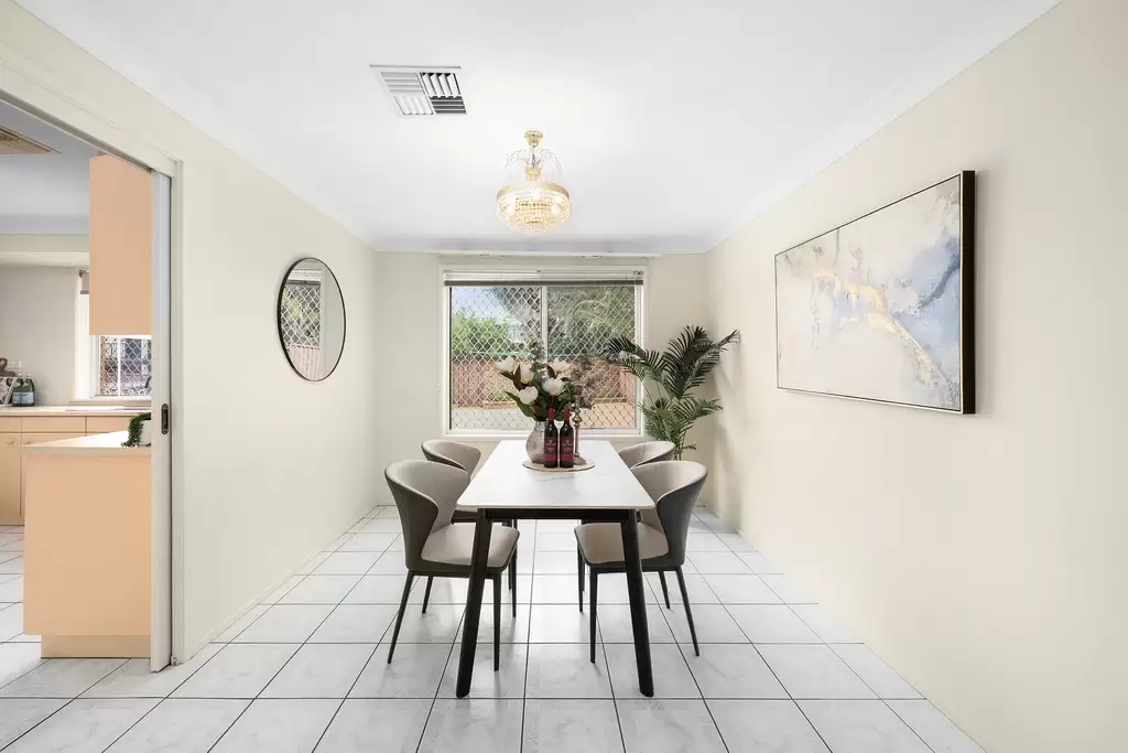 31 Yvonne Crescent, Bass Hill, Bass Hill - Thumbnail 3