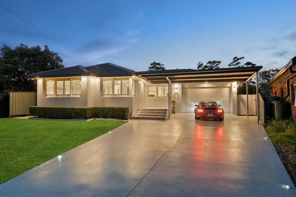 25 Sylvan Grove, Picnic Point, Picnic Point - Image 1