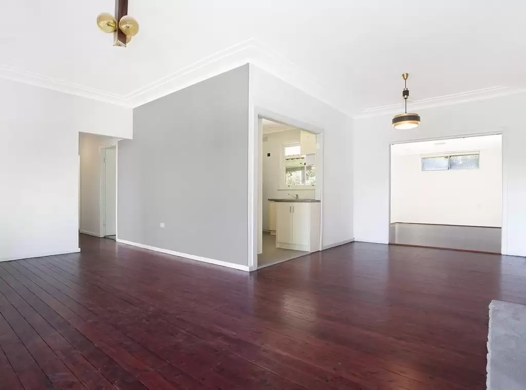 5 Rembrandt Drive, Baulkham Hills, Baulkham Hills - Thumbnail 4