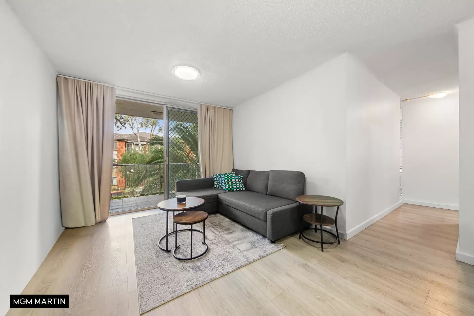 8/28 Evans Avenue, Eastlakes - Image 1