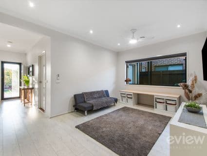 16 Natura Avenue, Werribee, VIC, 3030, Werribee - Thumbnail 3